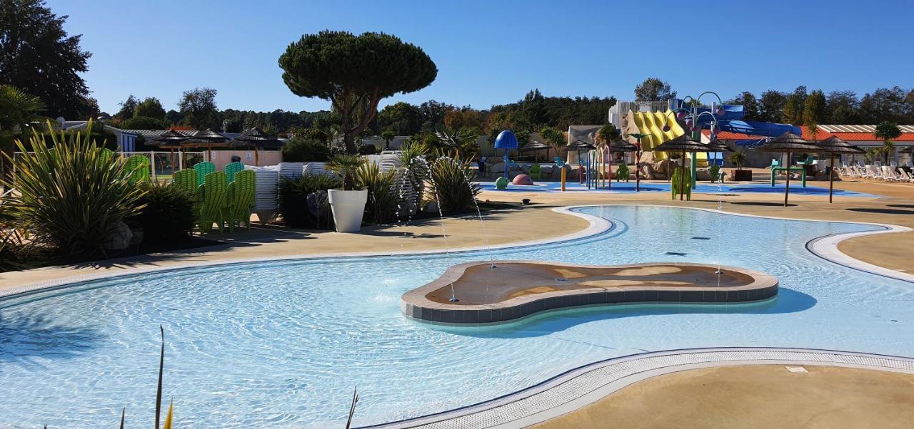 Mobilhome 2Ch Climatise-Terrasse Fermee-4 Velos-Camping 4 Etoiles Les Charmettes Les Mathes Exteriör bild